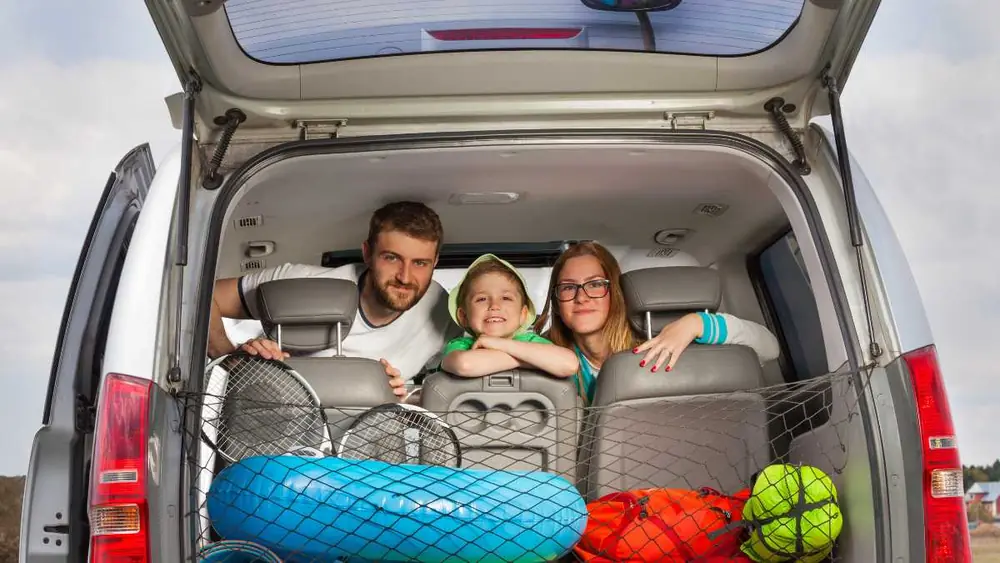 Como planejar a sua próxima viagem de carro com segurança e tranquilidade